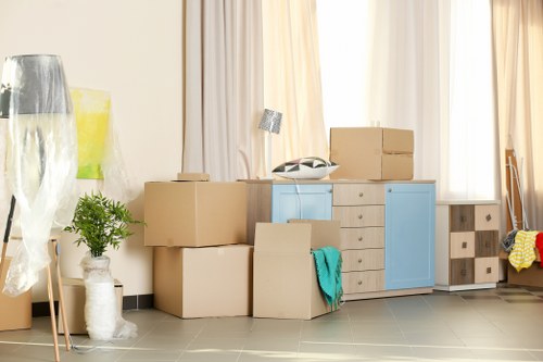 Student removals in Friernbarnet for shared houses and flats