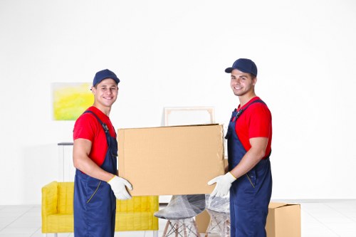 Removal team handling urgent same day moving in Friern Barnet